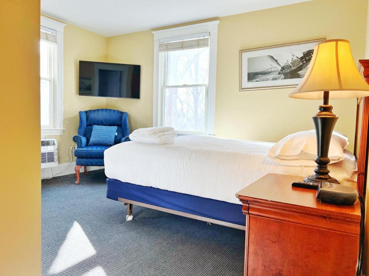 Winthrop Arms Hotel Restaurant Logan Airport Dış mekan fotoğraf